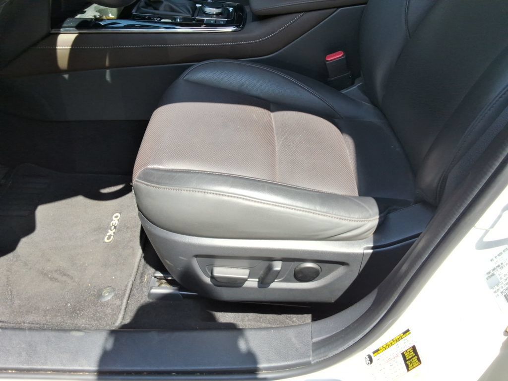 Used 2021 MAZDA CX-30 AWD 2.5 S w/ Premium Package image 24