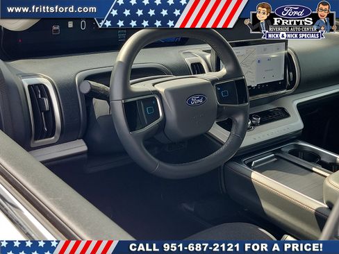Certified 2025 Ford Expedition Active RWD image 4