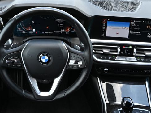 Used 2022 BMW 330i xDrive Sedan w/ Driving Assistance Package AWD/4WD image 15