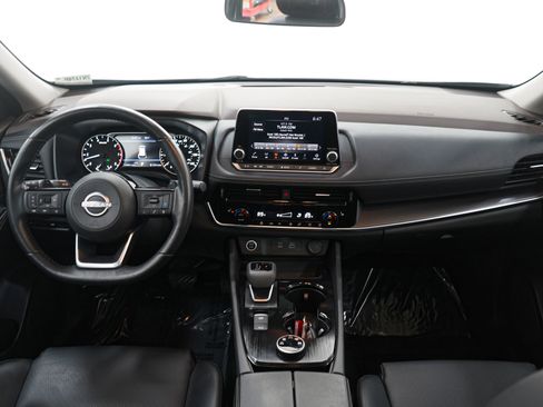 Used 2022 Nissan Rogue SV w/ SV Premium Package image 15