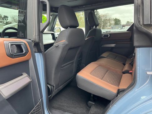 Used 2023 Ford Bronco Outer Banks image 11