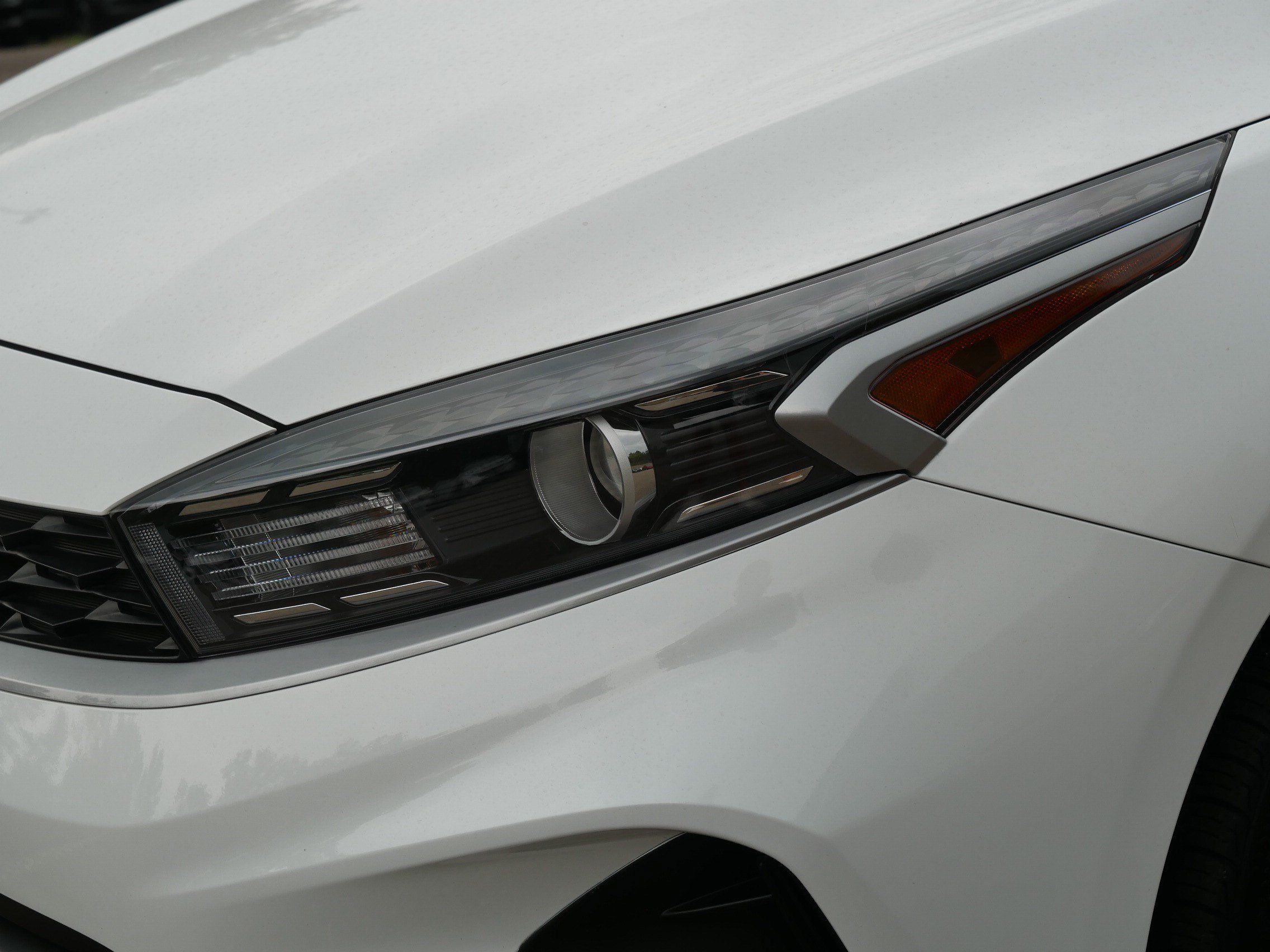 Certified 2023 Kia Forte LXS w/ LXS Technology Package FWD image 16