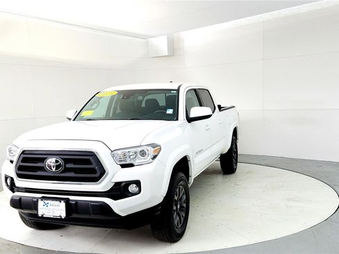 Certified 2023 Toyota Tacoma SR5 image 2