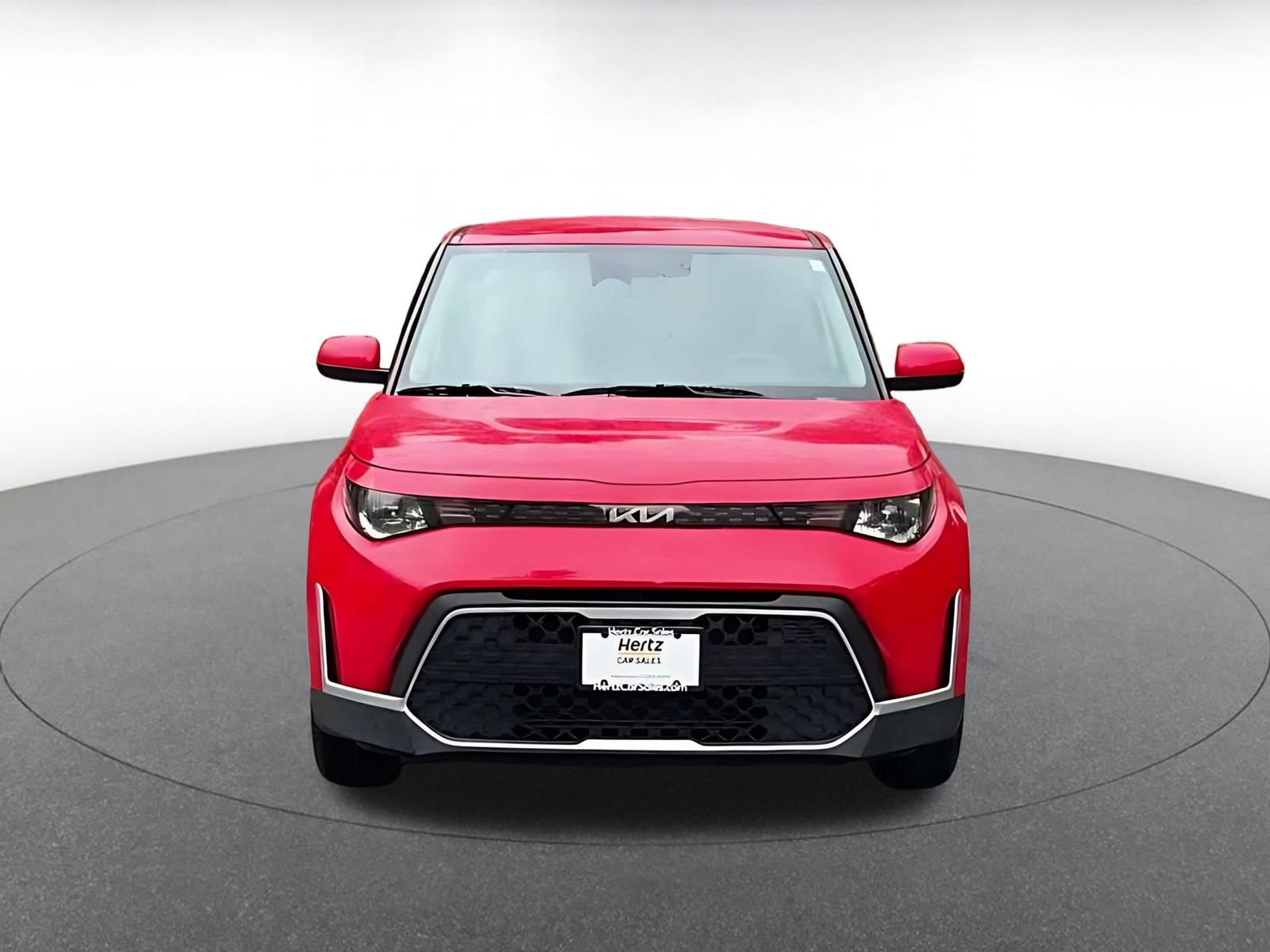 Used 2025 Kia Soul LX w/ LX Technology Package FWD image 10