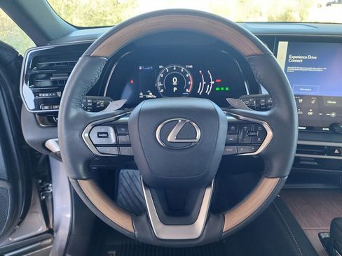 Used 2023 Lexus RX 350 Premium image 31