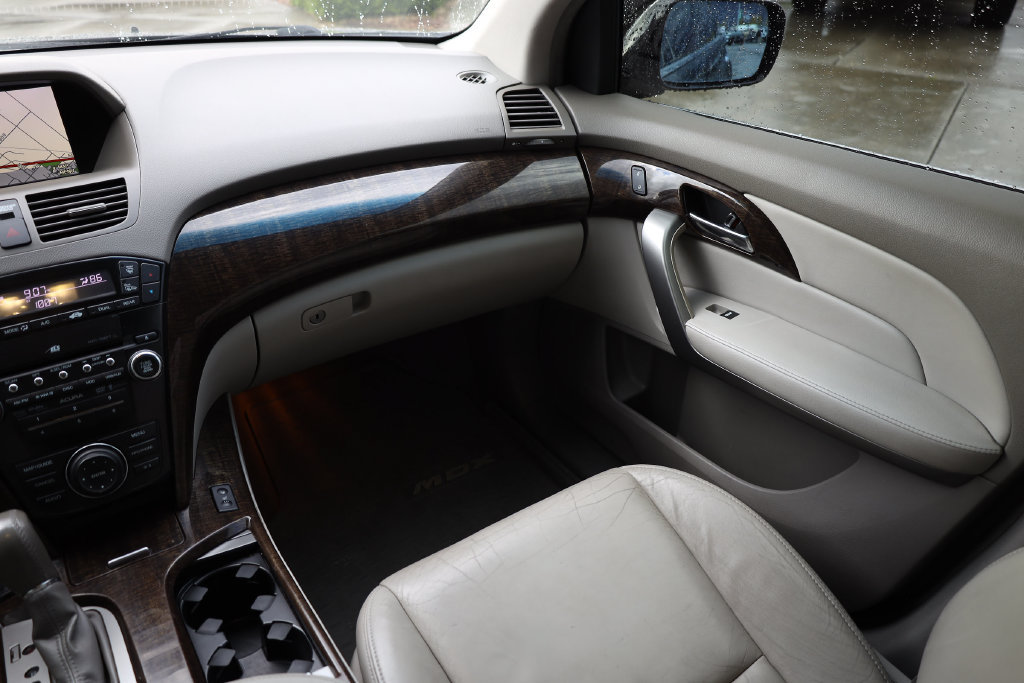 Used 2011 Acura MDX w/ Technology Package AWD/4WD image 21