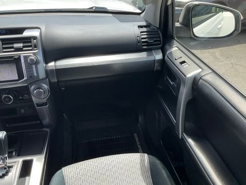 Used 2018 Toyota 4Runner SR5 RWD image 65