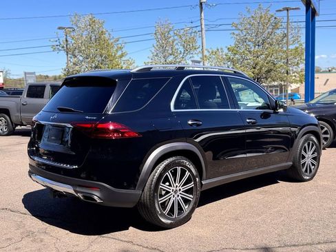 Used 2025 Mercedes-Benz GLE 450 4MATIC image 6