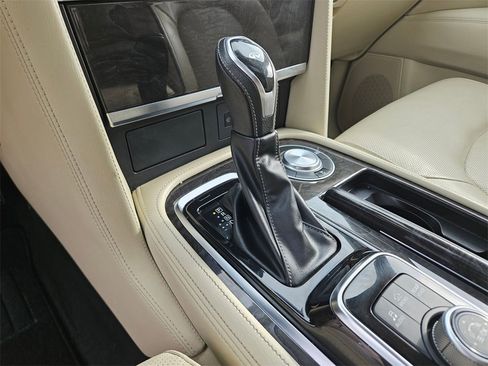 Used 2023 INFINITI QX80 Luxe w/ Cargo Package image 27