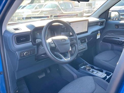 New 2025 Ford Maverick XL image 6