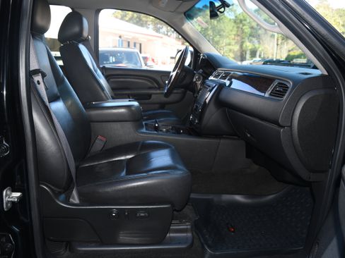 Used 2012 GMC Sierra 2500 Denali w/ Suspension Package, Off-Road image 20