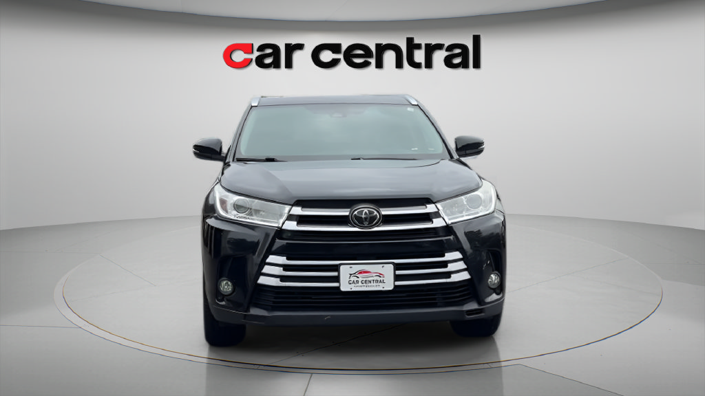 Used 2018 Toyota Highlander XLE AWD/4WD image 8