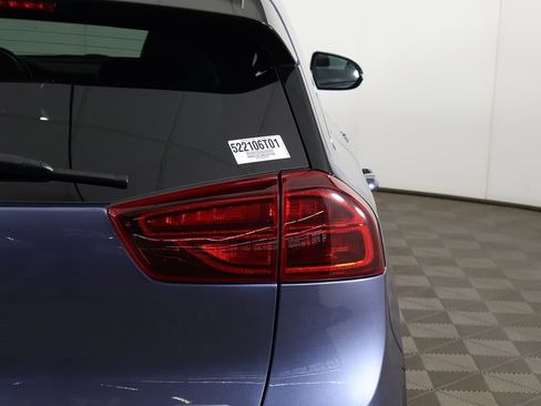 Used 2022 Kia Niro Touring Special Edition image 18