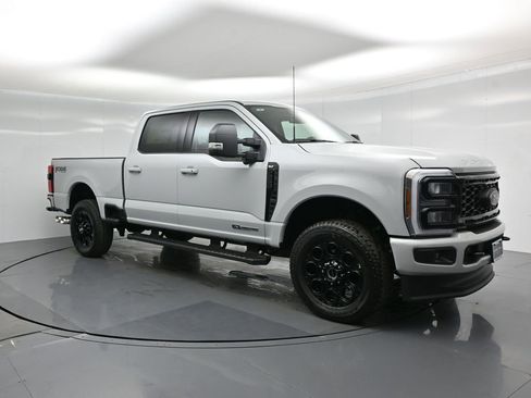New 2026 Ford F250 XLT w/ XLT Premium Package image 24