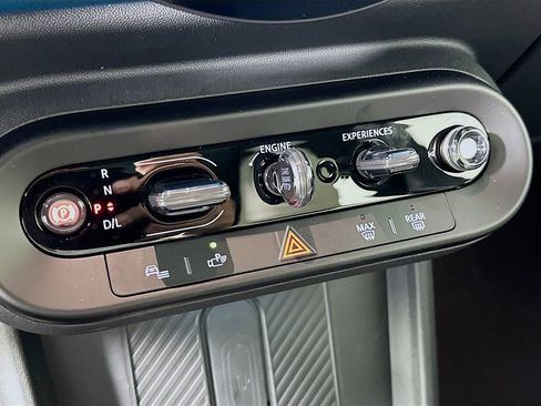 Certified 2025 MINI Cooper S image 15