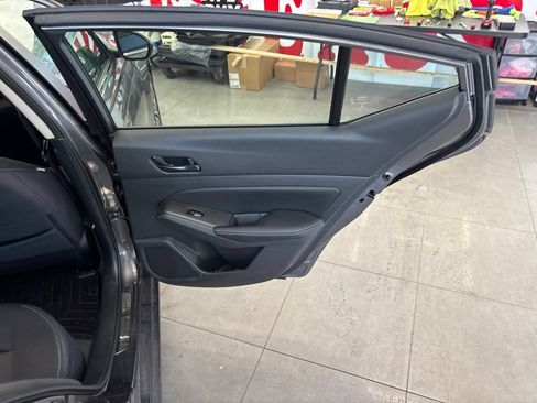 Used 2025 Nissan Altima 2.5 SV w/ SV Premium Package FWD image 39