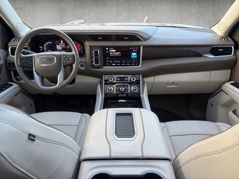 Certified 2022 GMC Yukon Denali RWD image 25