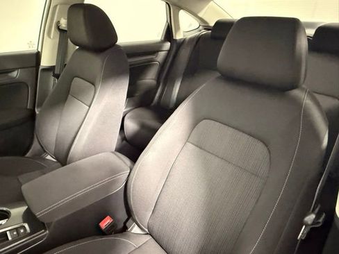 Used 2022 Honda Civic LX image 29