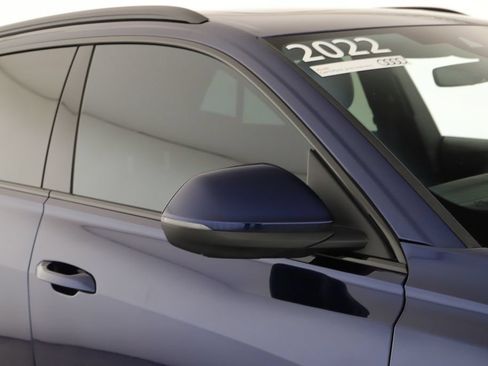 Used 2022 Audi Q8 Premium Plus AWD/4WD image 34