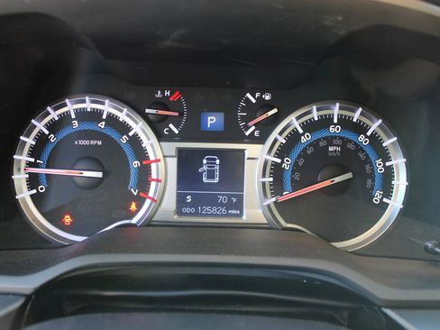 Used 2014 Toyota 4Runner SR5 Premium image 22