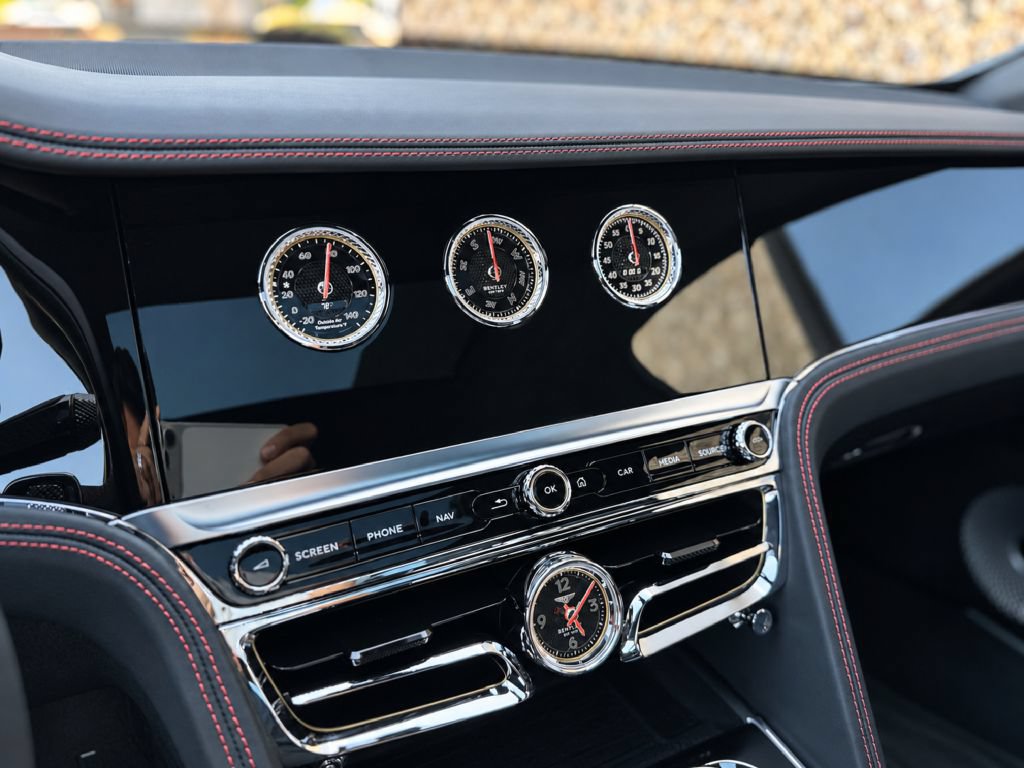 Used 2023 Bentley Flying Spur W12 AWD/4WD image 45