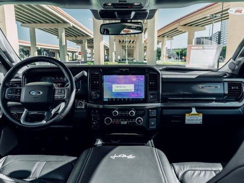 New 2026 Ford F250 Lariat w/ Black Appearance Package image 34