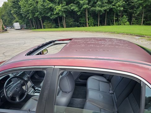 Used 2003 Honda Accord EX image 36