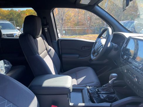 New 2026 Nissan Frontier SV image 13