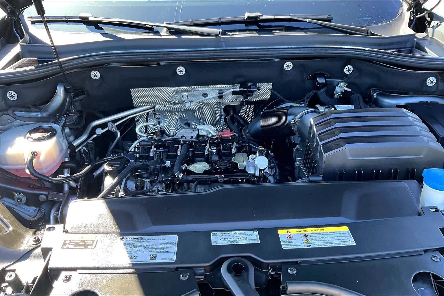 Used 2024 Volkswagen Atlas SE FWD image 32