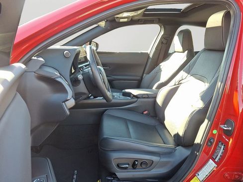 Used 2023 Lexus UX 250h F Sport image 14