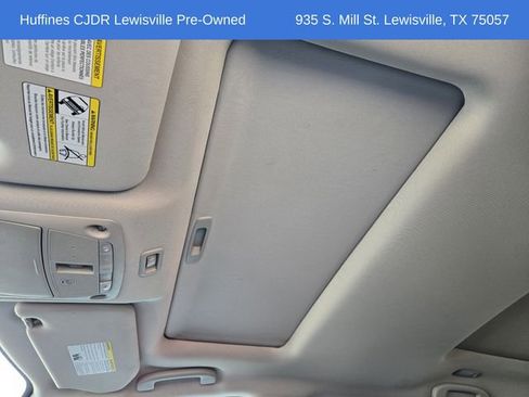 Used 2019 Nissan Pathfinder SL image 27