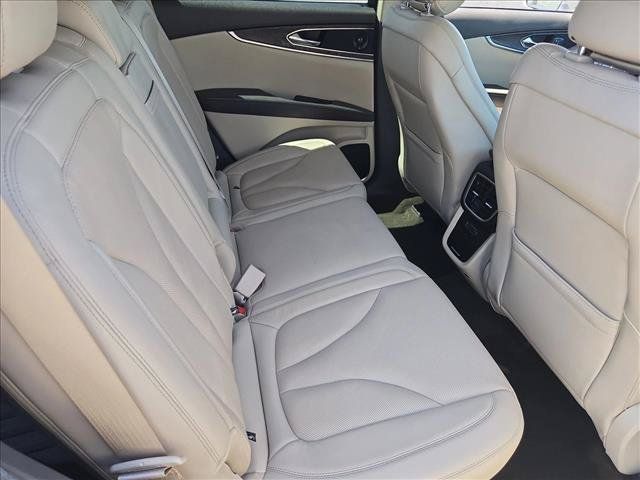 Used 2020 Lincoln Nautilus Reserve FWD image 19