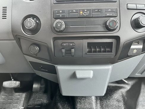 Used 2016 Ford F250 XL w/ Power Equipment Group image 15