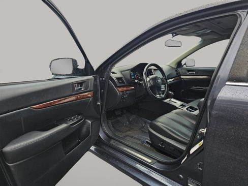 Used 2013 Subaru Legacy 3.6R Limited image 19