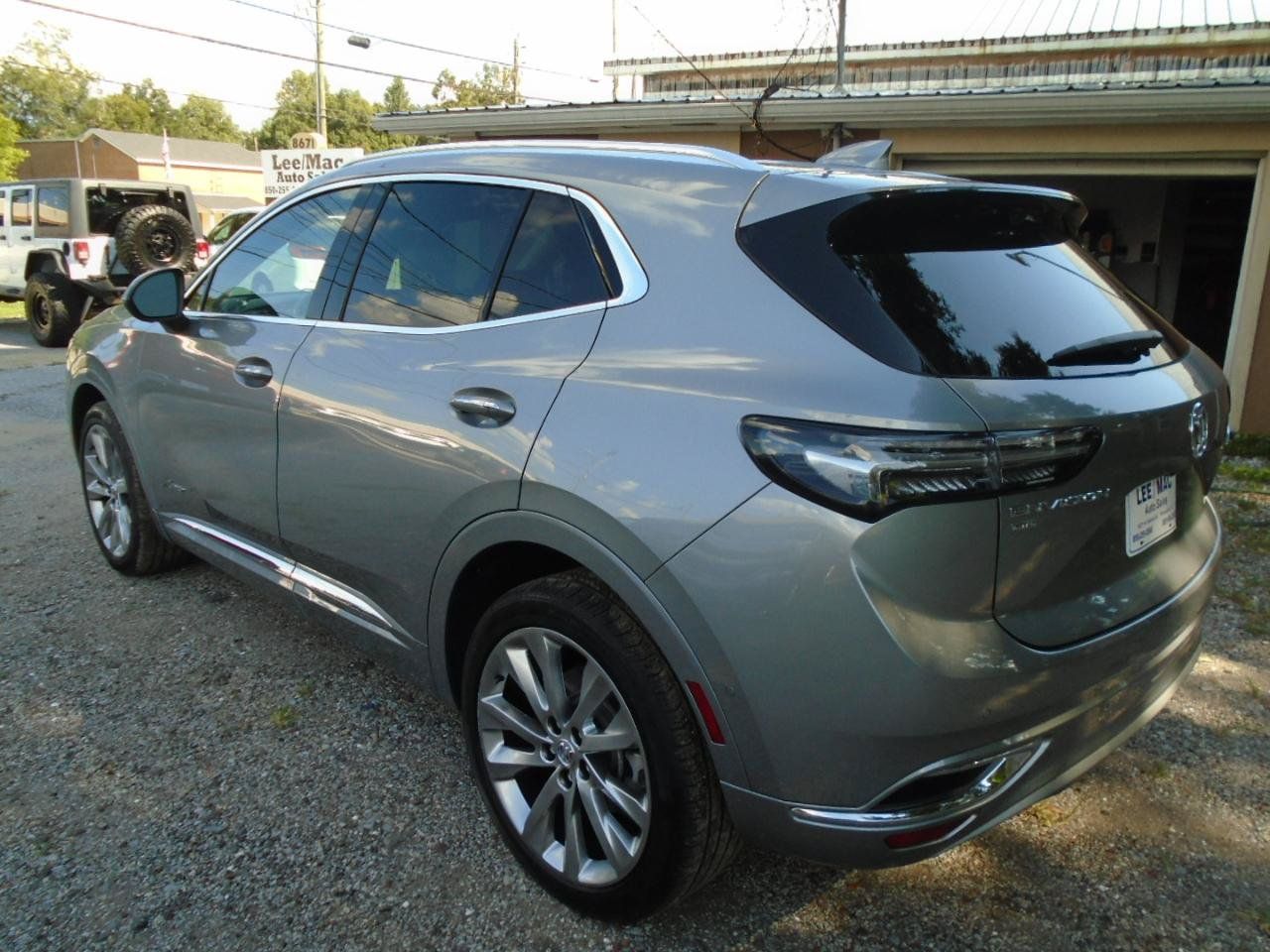 Used 2023 Buick Envision Avenir AWD/4WD image 6