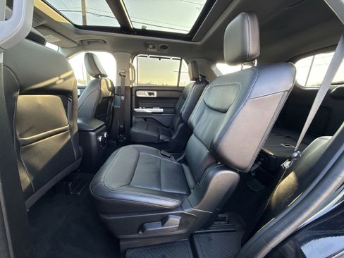 Used 2023 Ford Explorer Limited w/ Equipment Group 301A image 25