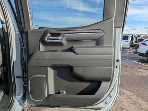 Certified 2025 Chevrolet Silverado 1500 RST w/ Convenience Package II image 40