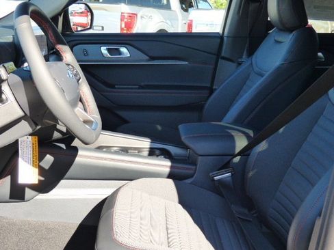 New 2026 Ford Explorer ST-Line w/ ST-Line Street Pack image 23