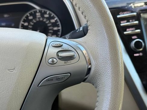 Used 2015 Nissan Murano Platinum w/ Platinum Technology Package FWD image 29