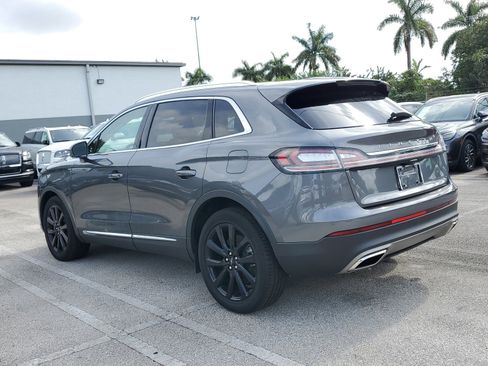 Used 2023 Lincoln Nautilus Reserve w/ Monochromatic Package image 4