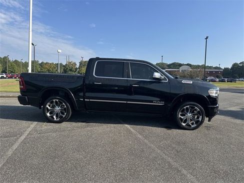 Used 2022 RAM 1500 Limited w/ Body Color Bumper Group image 4