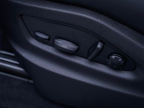 Certified 2026 Porsche Cayenne AWD/4WD image 15
