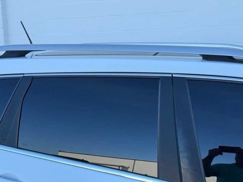 Used 2019 Jeep Cherokee Limited FWD image 12