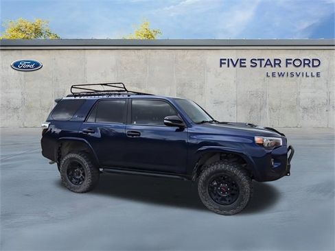Used 2021 Toyota 4Runner Venture image 2