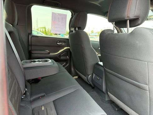 Used 2025 Nissan Frontier PRO-4X w/ Interior Protection Package AWD/4WD image 33