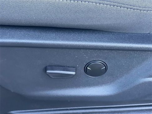 New 2025 Ford F150 XL w/ Equipment Group 103A High image 17