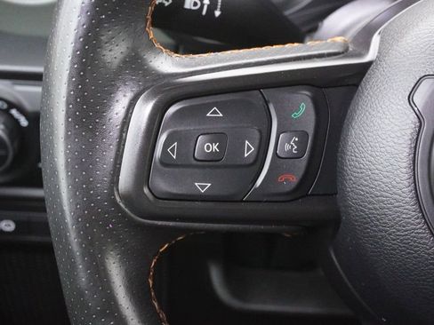 Used 2024 Jeep Gladiator Mojave AWD/4WD image 20