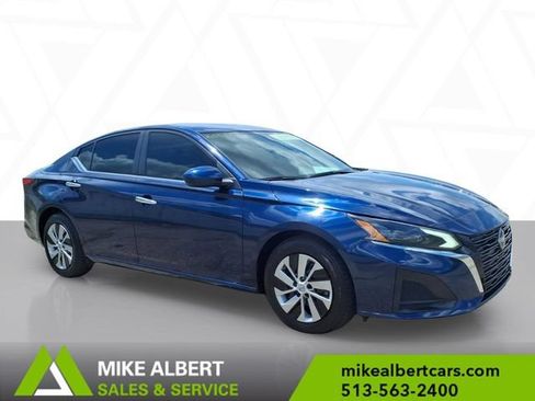 Used 2023 Nissan Altima 2.5 S FWD image 1