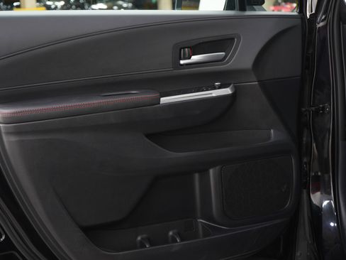 Used 2025 Toyota Sienna XSE AWD/4WD image 20