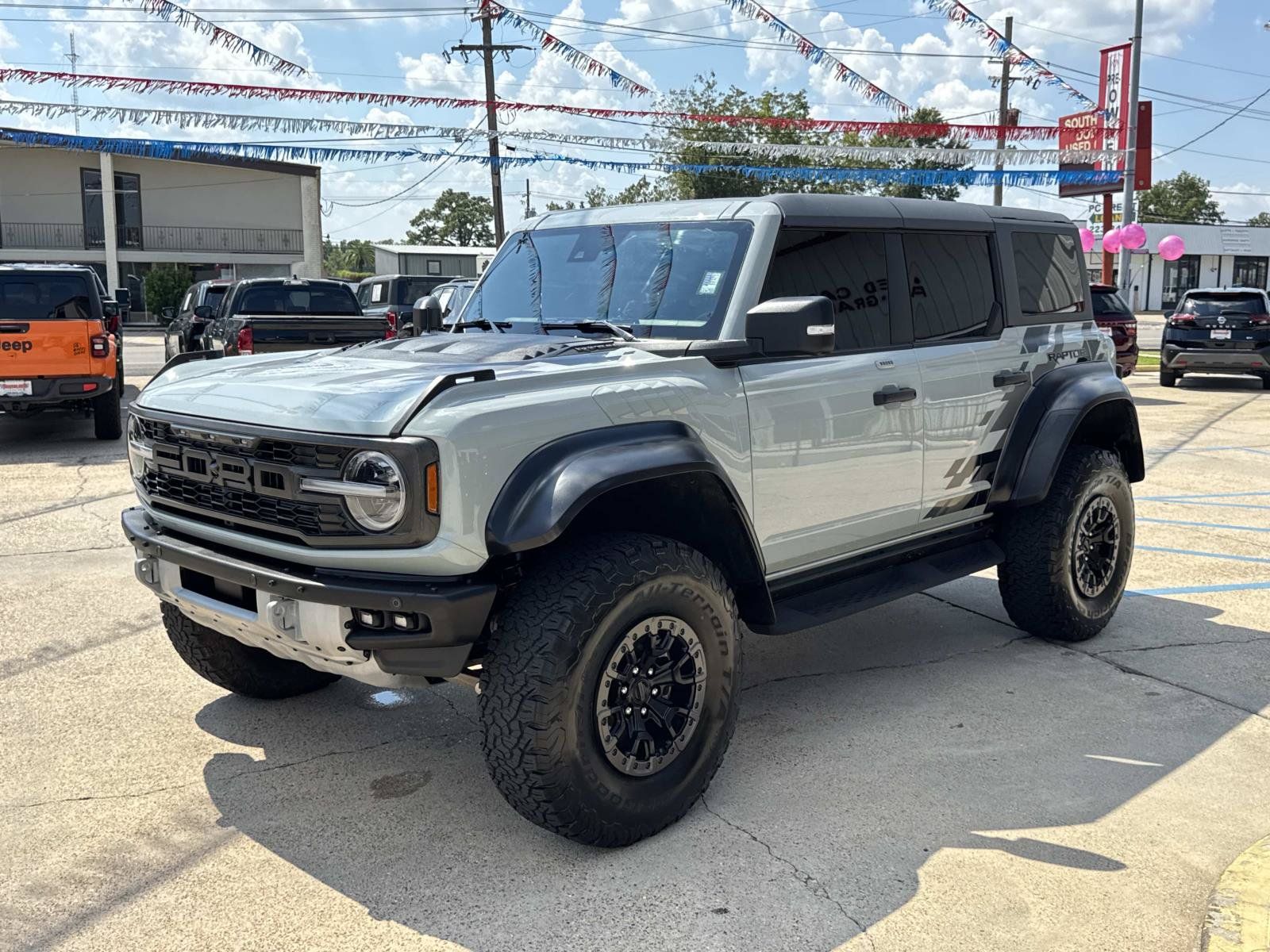Used 2023 Ford Bronco Raptor AWD/4WD image 3
